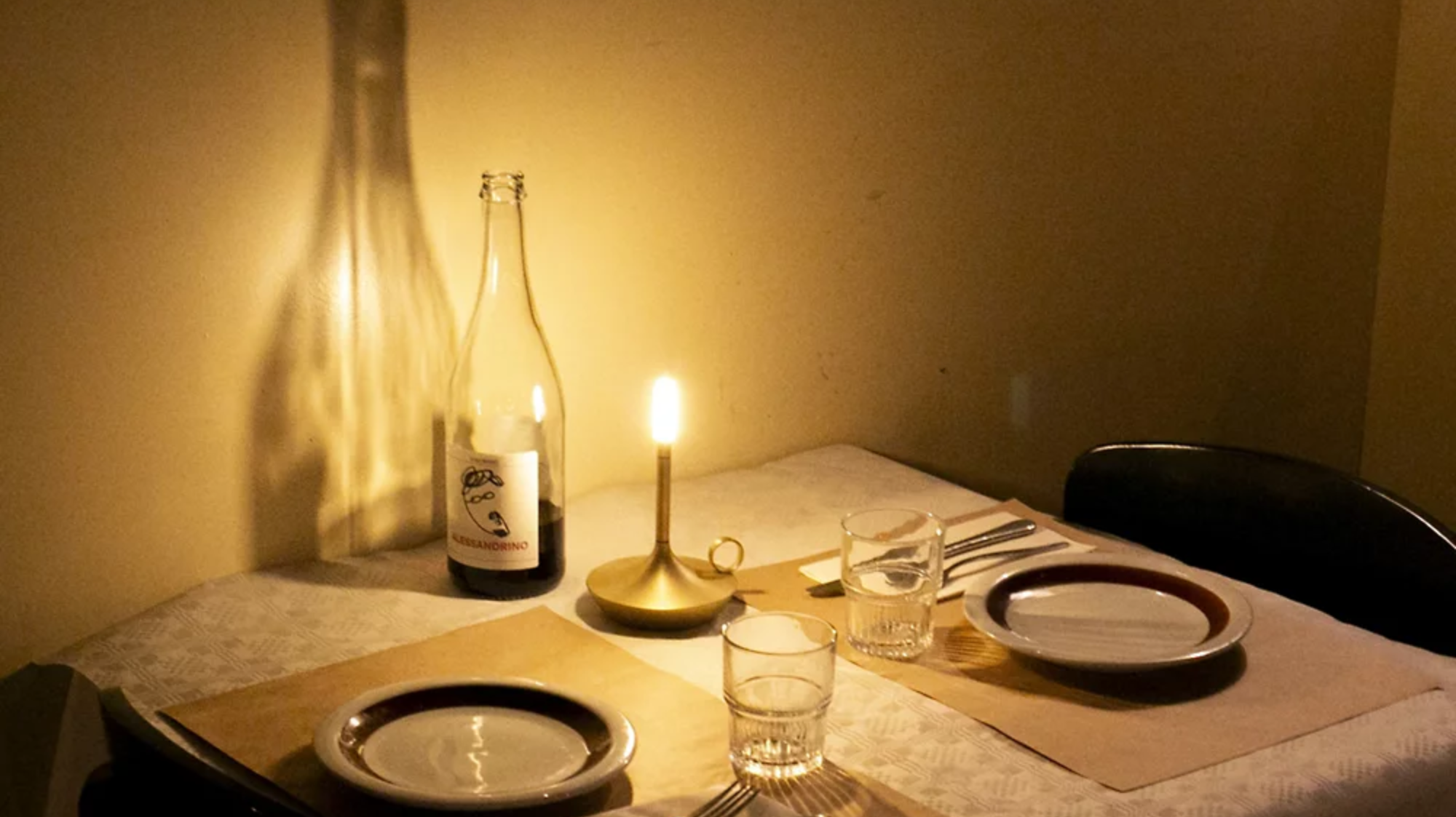 The New Dinner Candle: Why Cordless Lamps Are Redefining Modern Dining
