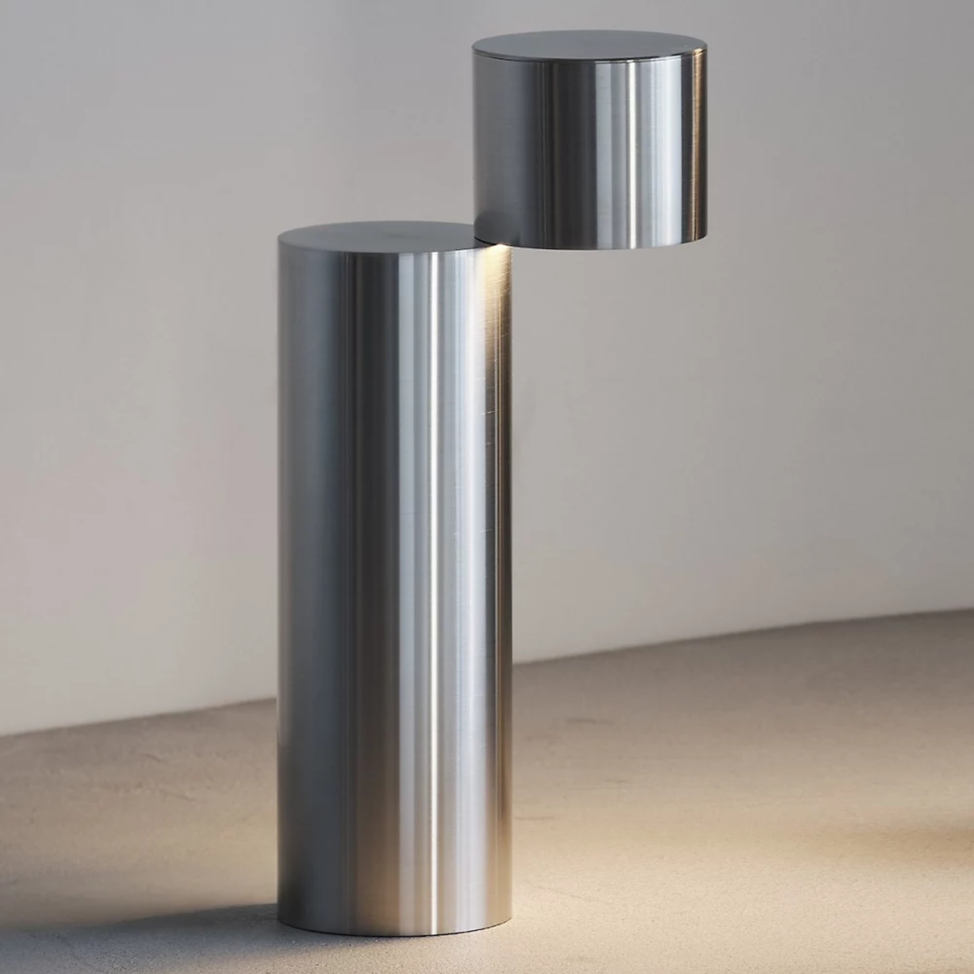 The MOMENT Cordless Lamp from Y.S.M, configuration one (1) in a living space.