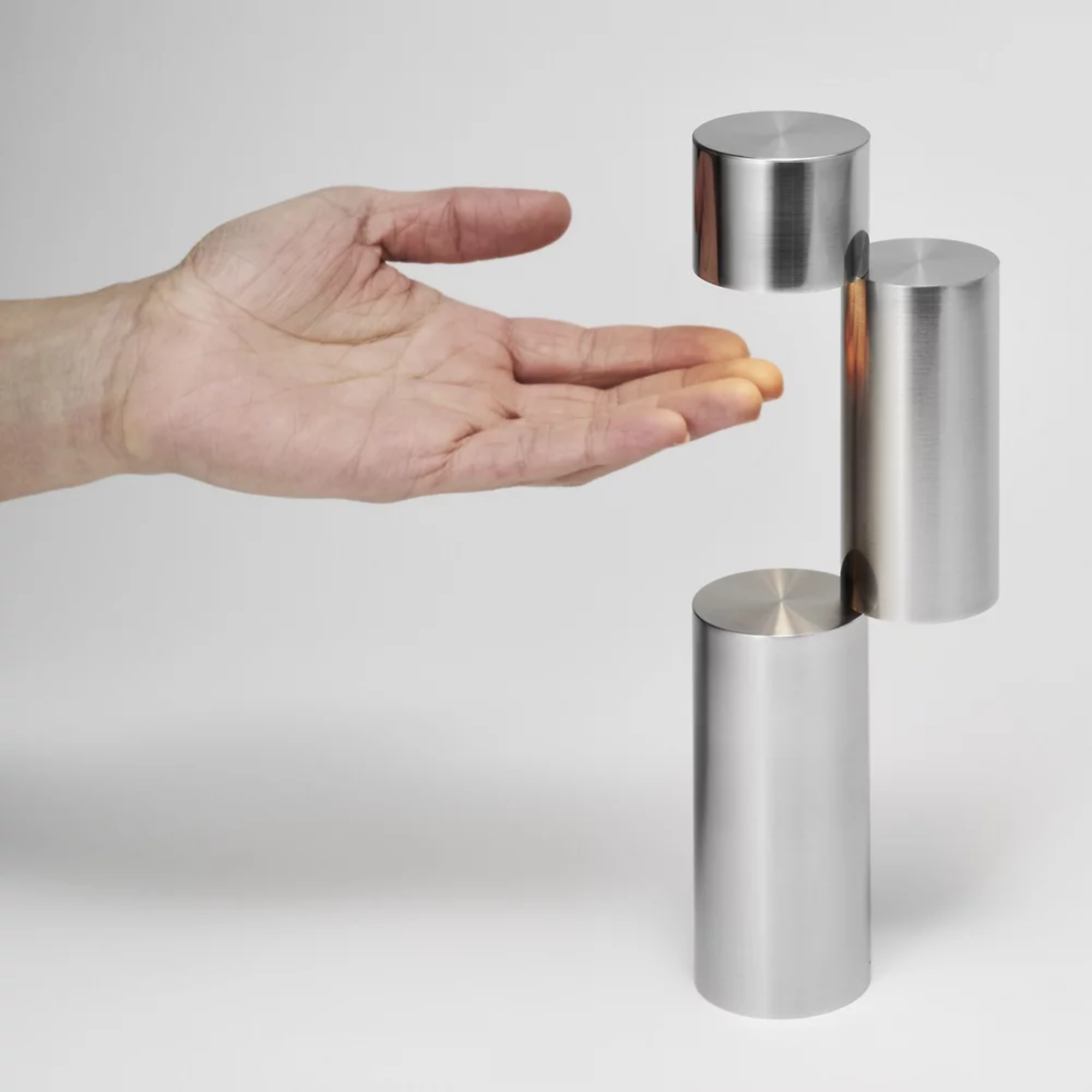 The MOMENT Cordless Lamp from Y.S.M, configuration two (2) in a family area, turned on.